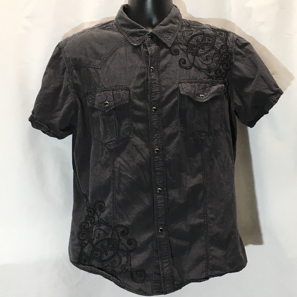 Pop Icon short sleeve button down men’s XL